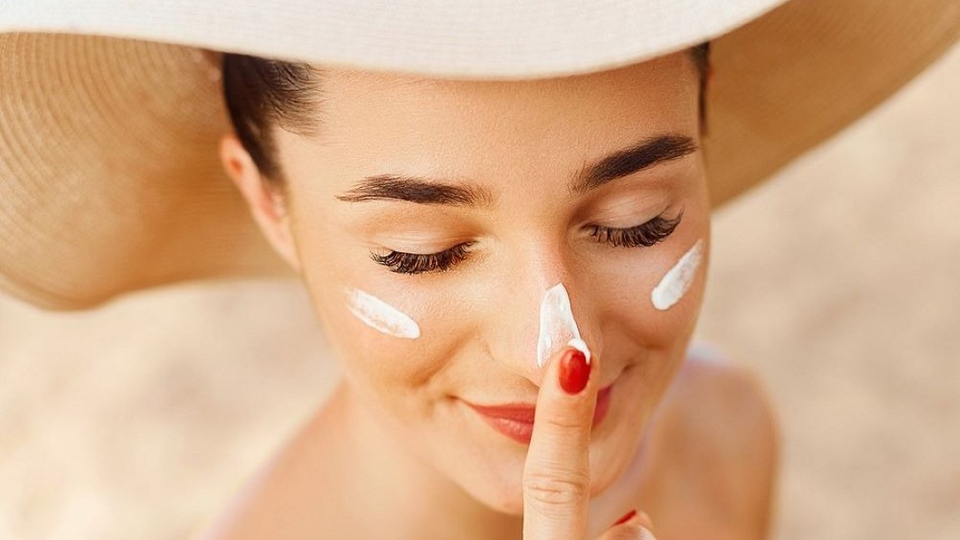 What’s the Right Sunscreen for You? A Complete Skin Treatment Guide